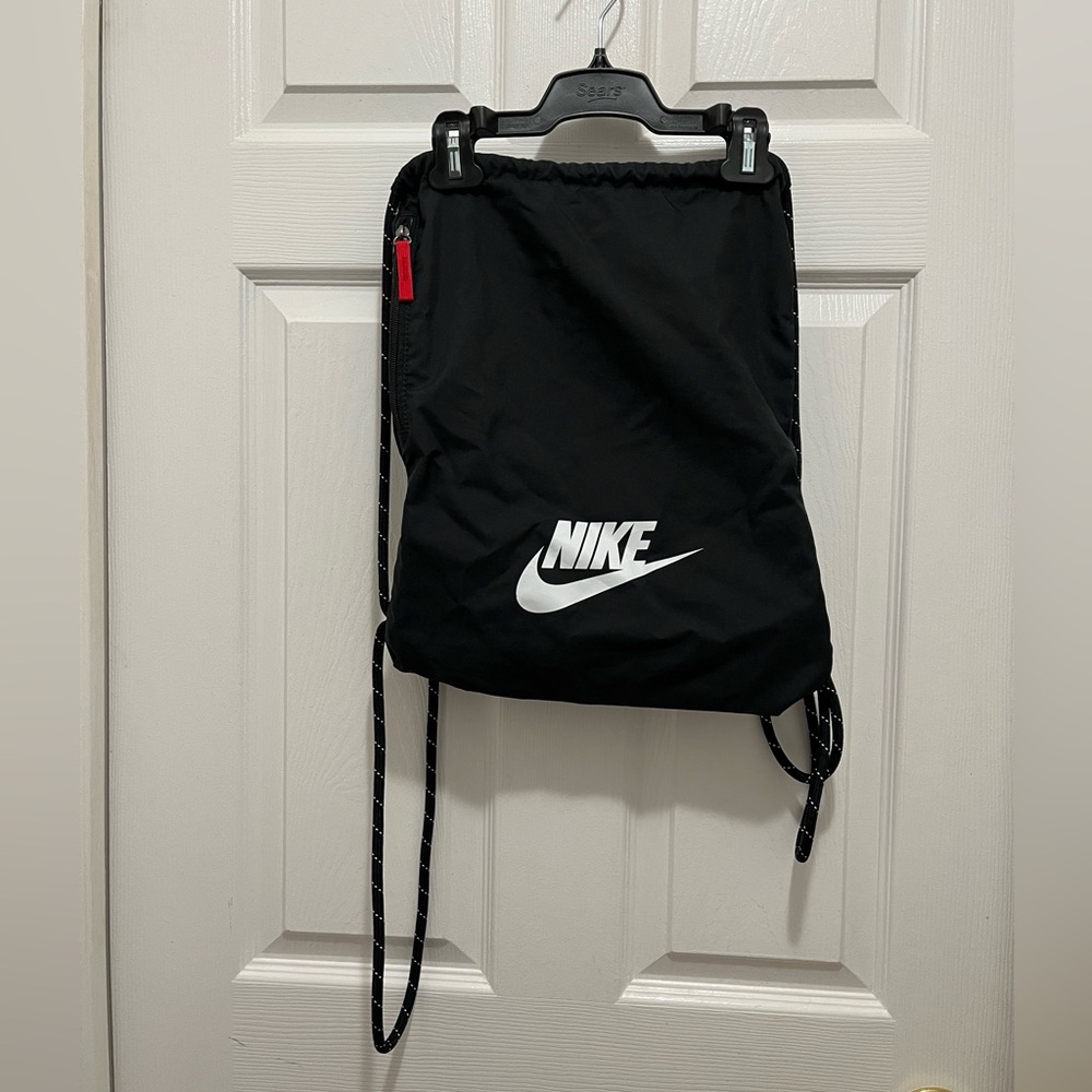 Nike sling bag
